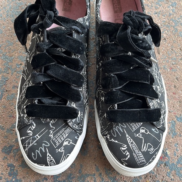 Keds x CJW Triple Kick Signature Print - Black & White, Velvet Laced, Women’s 9 - Picture 10 of 15